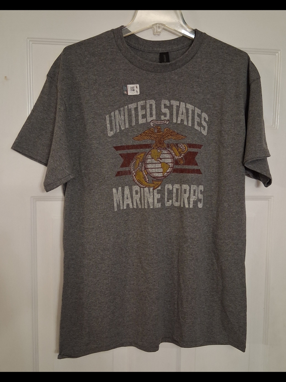 Gildan Gray United States Marine Corps Graphic Tee with Gold & Maroon Emblem